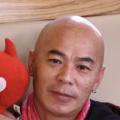 丹尼尔·雷德克里夫新片曝海报 2022-08-28 日前，由丹尼尔·雷德克里夫主演的影片《怪人：阿尔·杨科维克的故事》，曝光了全新的海报。