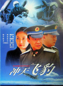 梁家辉则颠覆演绎了“西装暴徒”。